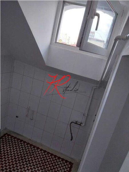 Polona, vanzare apartament 2 camere, bloc mic,